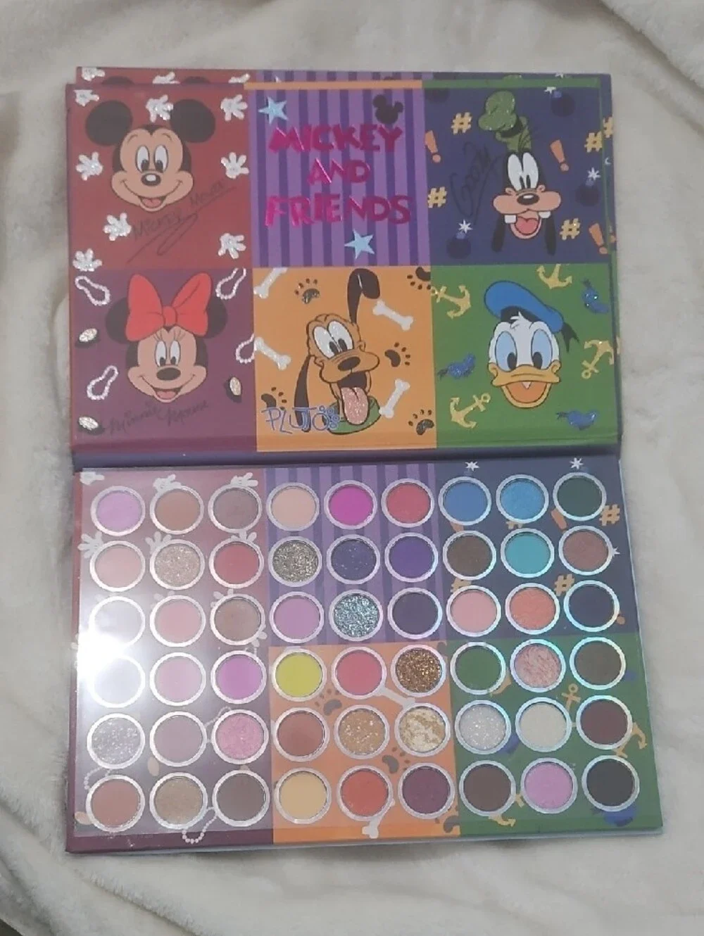 Disney Mickey and Friends Eyeshadow Palette - Multicolor
